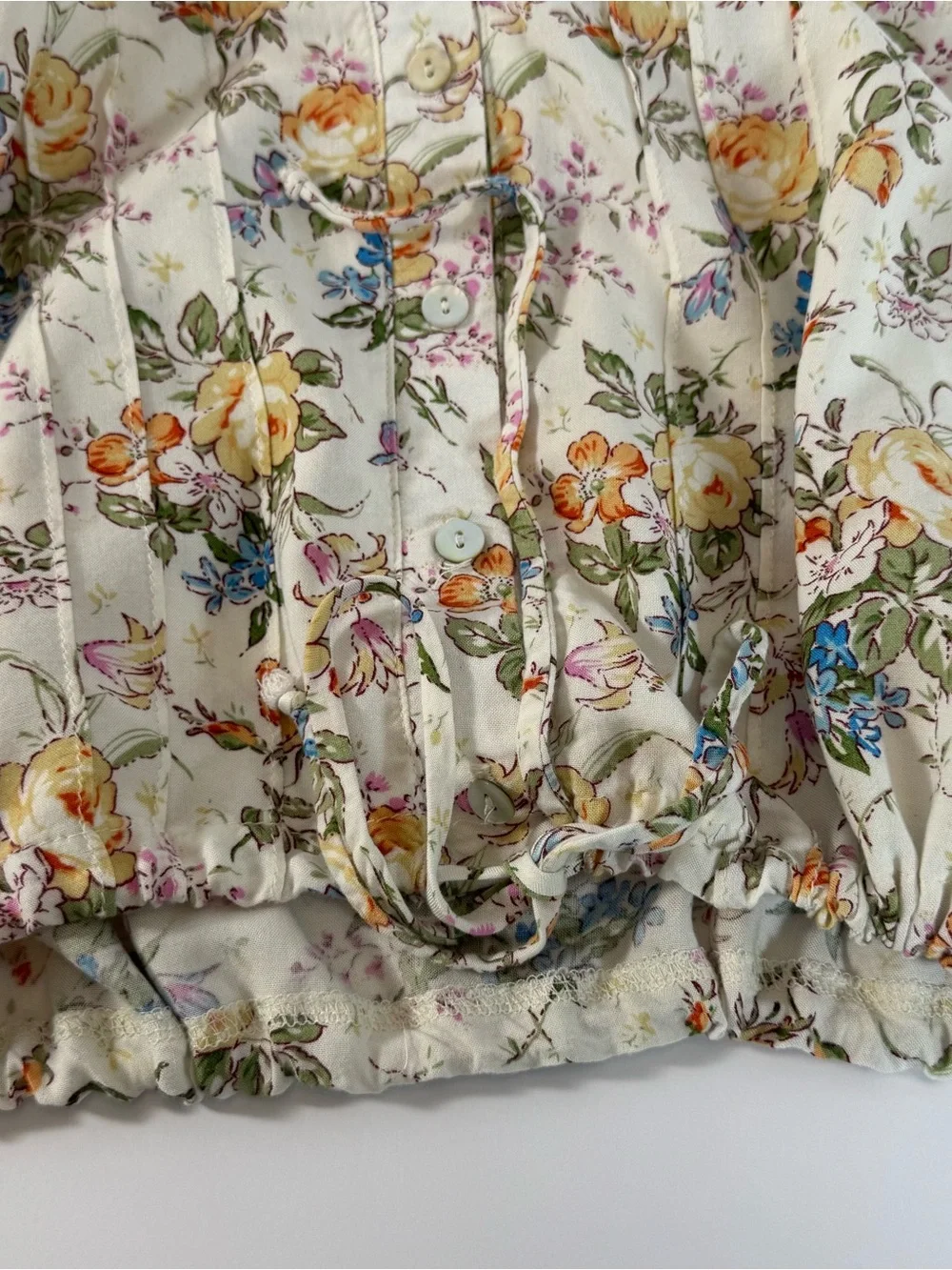 Living doll Cream Floral Lace-Trim Top with Flowers Women’s Size M - Picture 12 of 13